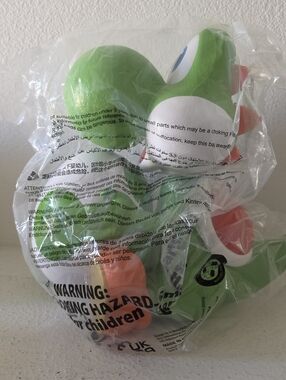 NWT Yoshi Popcorn Bucket AMC